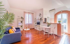 Welcome Dhome - Cozy Penthouse With St. Peter View